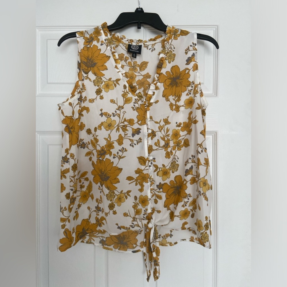 NWOT Floral Sleeveless Top
